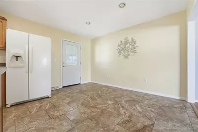 924 Rose Ave, New Castle, PA 16101 - Photo 6