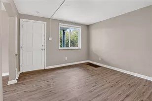 1406 Elmwood St, Port Vue, PA 15133 - Photo 6