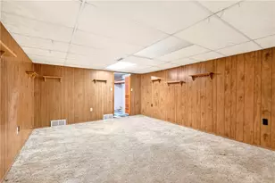 116 Crandon Cir, Brighton Township, PA 15009 - Photo 24