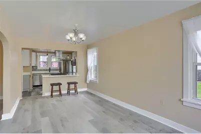 127 Montclair Ave, Pittsburgh, PA 15229 - Photo 8