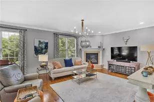 408 Honey Locust Dr, Cranberry Township, PA 16066 - Photo 10