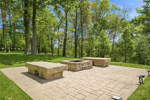 1040 Chanticleer Dr, Moon/Crescent Twp, PA 15046 - Photo 42
