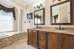 1040 Chanticleer Dr, Moon/Crescent Twp, PA 15046 - Photo 24