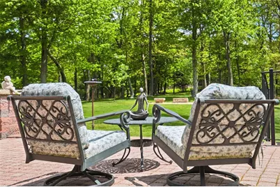 1040 Chanticleer Dr, Moon/Crescent Twp, PA 15046 - Photo 40