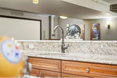 1040 Chanticleer Dr, Moon/Crescent Twp, PA 15046 - Photo 36