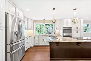 2545 Matterhorn Dr, Pittsburgh, PA 15090 - Photo 10
