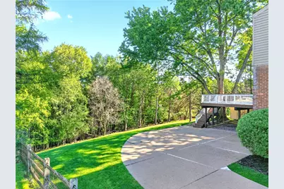 2545 Matterhorn Dr, Pittsburgh, PA 15090 - Photo 42
