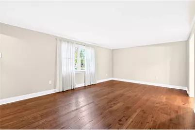 2545 Matterhorn Dr, Pittsburgh, PA 15090 - Photo 18