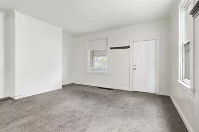 2402 Grandview Avenue, McKeesport, PA 15132 - Photo 10