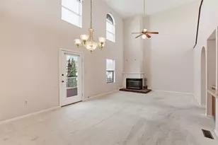 1113 Old Farm Rd, Cecil, PA 15055 - Photo 8