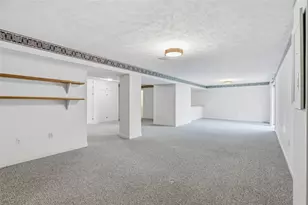 1113 Old Farm Rd, Cecil, PA 15055 - Photo 28