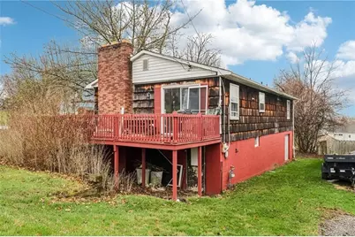 2715 Myrtle Dr, Lower Burrell, PA 15068 - Photo 6