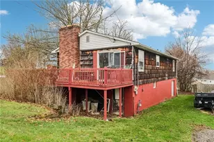 2715 Myrtle Dr, Lower Burrell, PA 15068 - Photo 6