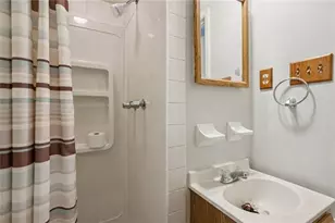 2715 Myrtle Dr, Lower Burrell, PA 15068 - Photo 20