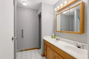 2715 Myrtle Dr, Lower Burrell, PA 15068 - Photo 18