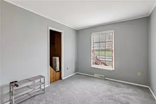 2715 Myrtle Dr, Lower Burrell, PA 15068 - Photo 16