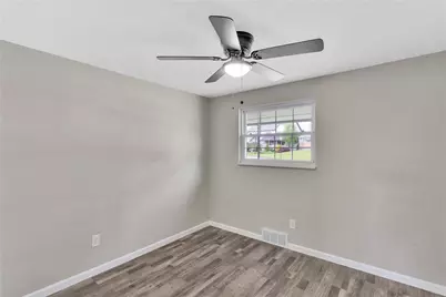 709 Providence Dr, Pittsburgh, PA 15239 - Photo 12