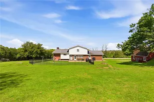 162 County Park Rd, Mount Pleasant Township, PA 15666 - Photo 34