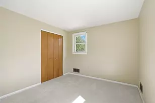 1548 Spreading Oak Dr, Scott Township, PA 15220 - Photo 36