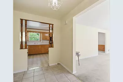 1548 Spreading Oak Dr, Scott Township, PA 15220 - Photo 6