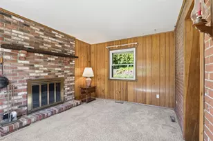1548 Spreading Oak Dr, Scott Township, PA 15220 - Photo 20