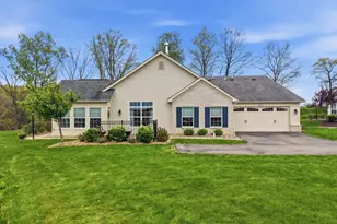 300 Spring Valley Dr, Jackson Township, PA 16063 - Photo 2
