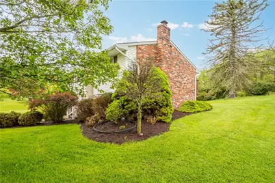 994 Weigles Hill Rd, Elizabeth Twp/Boro, PA 15037 - Photo 4