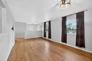 279 Woodridge Dr, Green Tree, PA 15106 - Photo 8