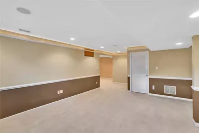 1003 Timber Run Dr, Cecil, PA 15057 - Photo 28