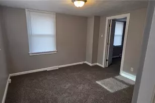 2017 Woodmont Ave, Arnold, PA 15068 - Photo 8