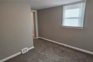 2017 Woodmont Ave, Arnold, PA 15068 - Photo 6