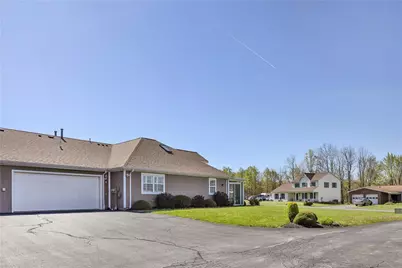 525 Kelly Blvd, Slippery Rock, PA 16057 - Photo 4