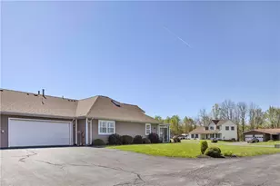 525 Kelly Blvd, Slippery Rock, PA 16057 - Photo 4