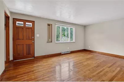 2008 Patterson Ave, McKeesport, PA 15132 - Photo 4