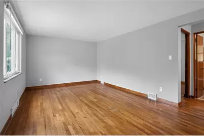 2008 Patterson Ave, McKeesport, PA 15132 - Photo 14