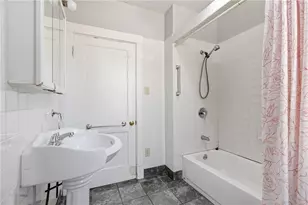 31 Perryview Ave, Pittsburgh, PA 15214 - Photo 16
