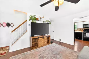 301 Owens Ave, Liberty Boro, PA 15133 - Photo 6