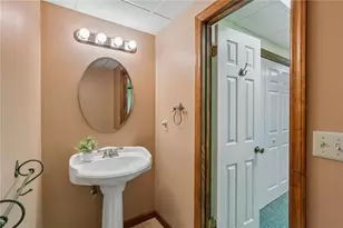 4024 Gwynedd Dr, Hampton, PA 15101 - Photo 36
