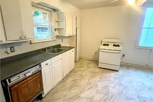14 Sprain St, Pittsburgh, PA 15212 - Photo 8