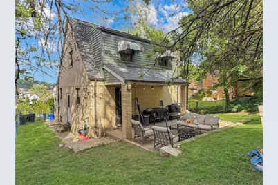915 Liberty St, McKees Rocks, PA 15136 - Photo 8