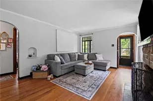 2214 Laketon Rd, Pittsburgh, PA 15221 - Photo 6