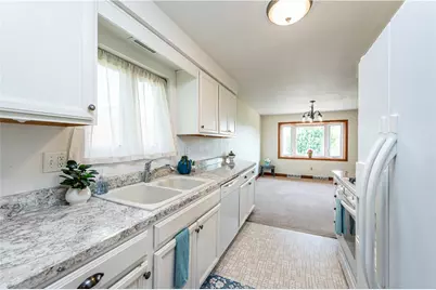 129 Franklin Drive, Greensburg, PA 15601 - Photo 8