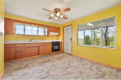 3601 Brandis Ave, South Park, PA 15129 - Photo 6