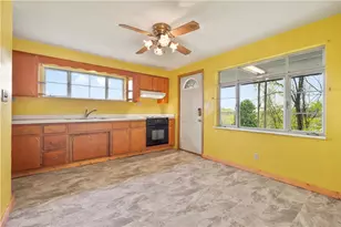 3601 Brandis Ave, South Park, PA 15129 - Photo 6