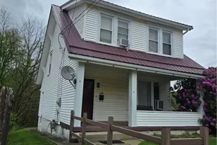 1221 Martin Ave, New Kensington, PA 15068 - Photo 2