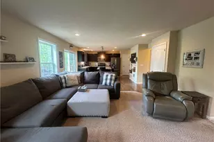 113 Oakwood Dr, Oakland Township, PA 16002 - Photo 18