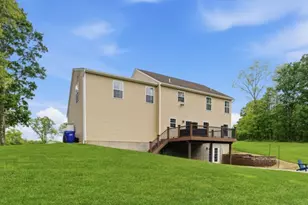 113 Oakwood Dr, Oakland Township, PA 16002 - Photo 10