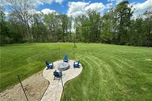 113 Oakwood Dr, Oakland Township, PA 16002 - Photo 12