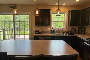 113 Oakwood Dr, Oakland Township, PA 16002 - Photo 24