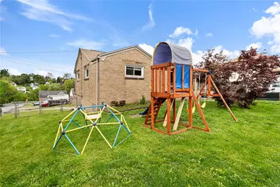 3322 Cherry Street, West Mifflin, PA 15122 - Photo 2